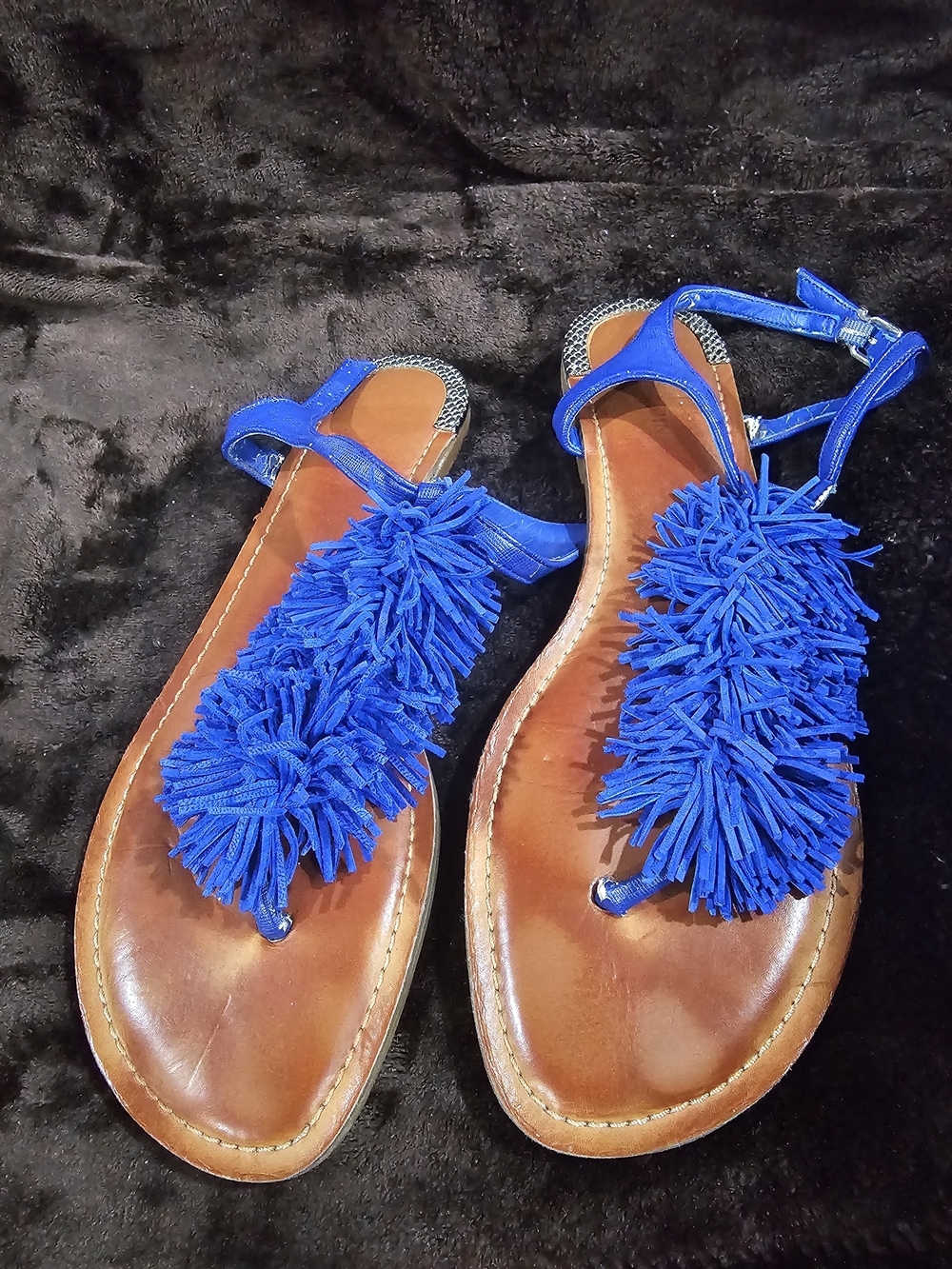 Gianni Bini Royal Blue Fringe T‑Strap Sandals